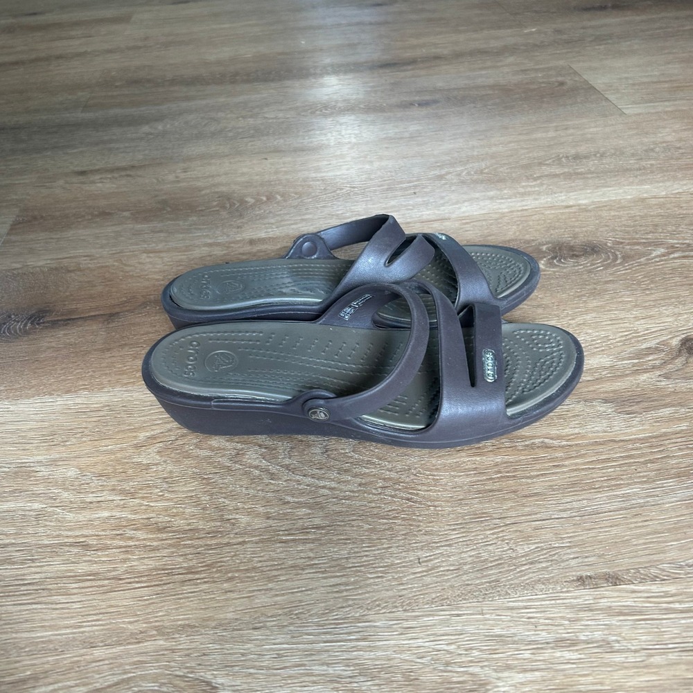 Crocs Patricia Wedge Sandals Womens Size 7 Brown Olive Green Multi Strap Slides